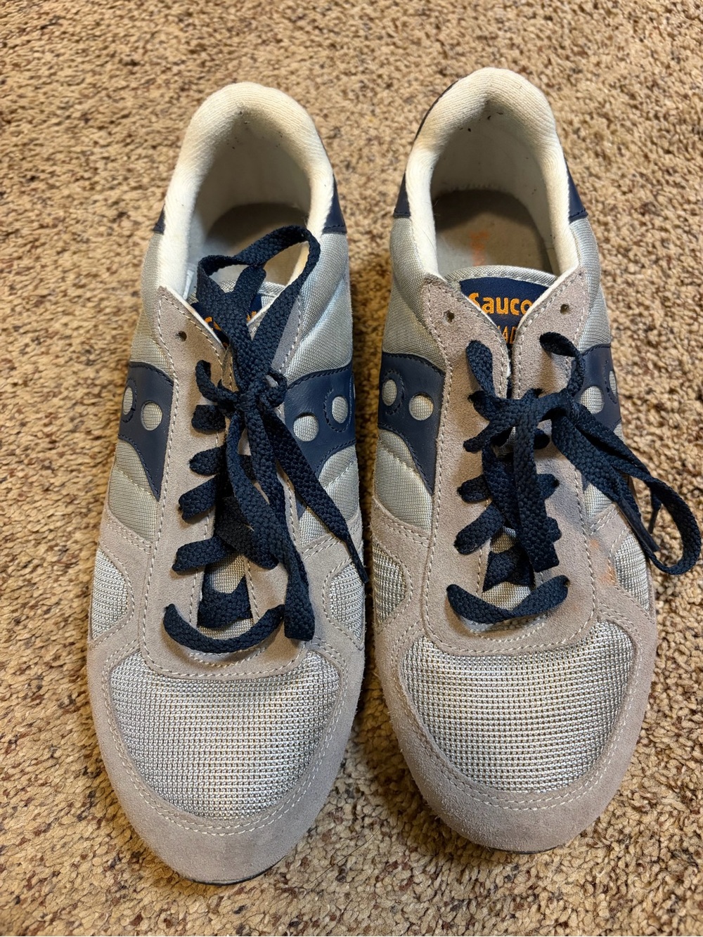 Saucony 10.5 Light Gray and Navy Sneakers suede